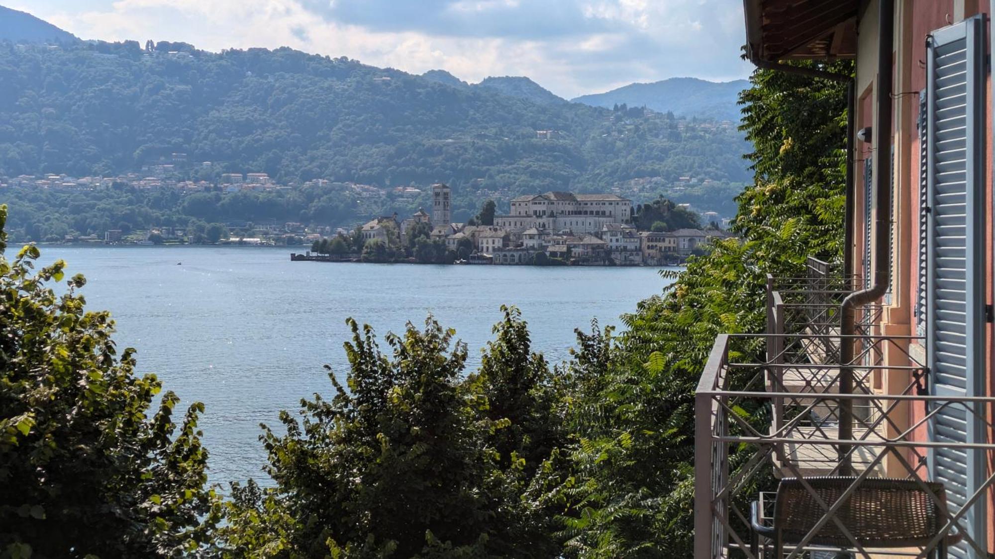 Casa Sul Lago Orta 오르타산줄리오 외부 사진