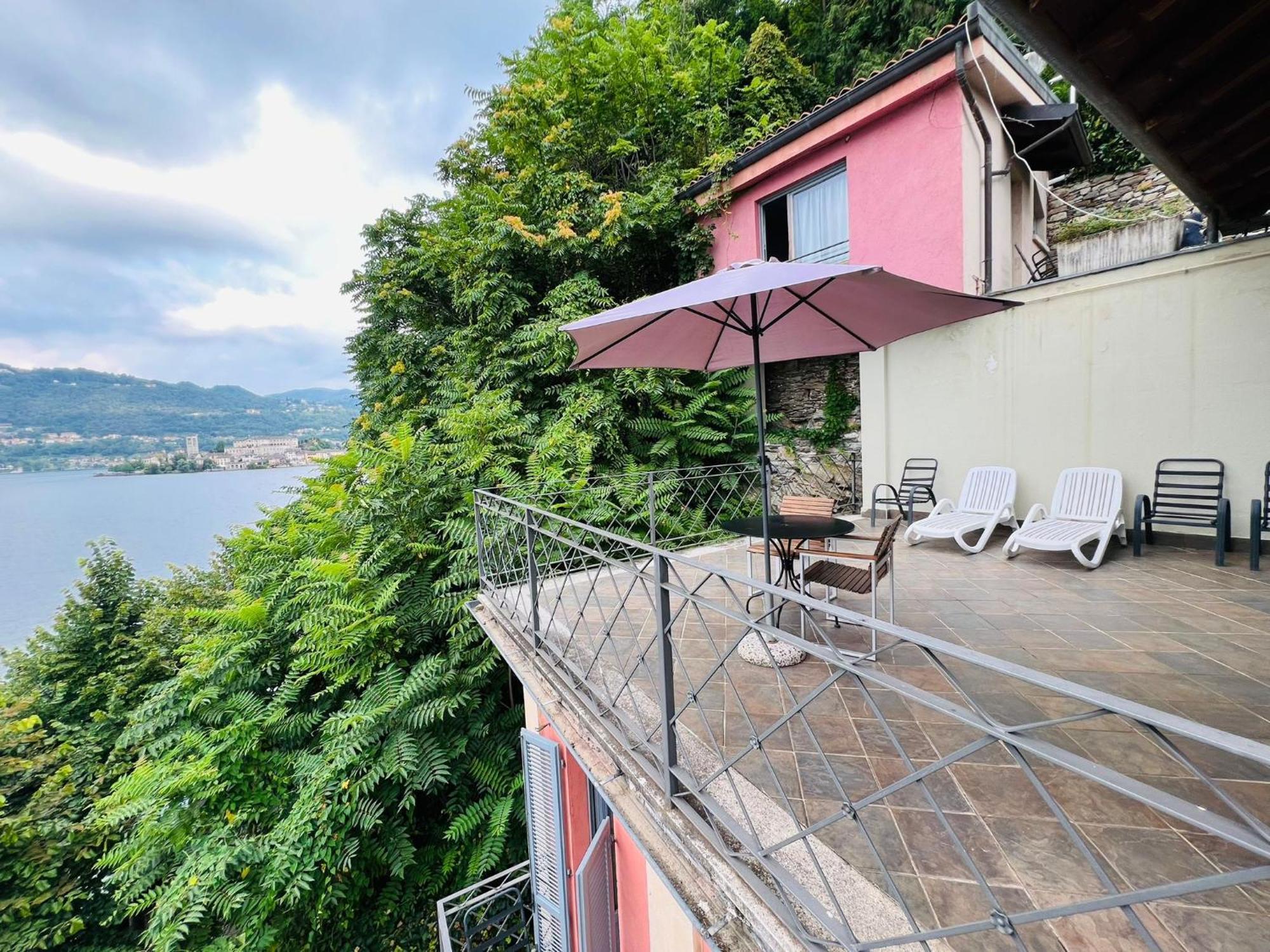 Casa Sul Lago Orta 오르타산줄리오 외부 사진