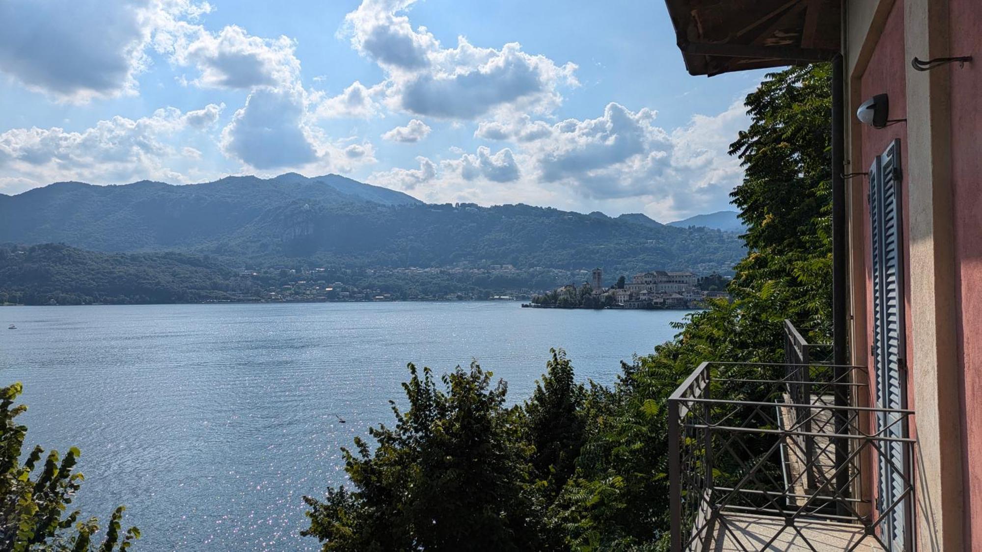 Casa Sul Lago Orta 오르타산줄리오 외부 사진