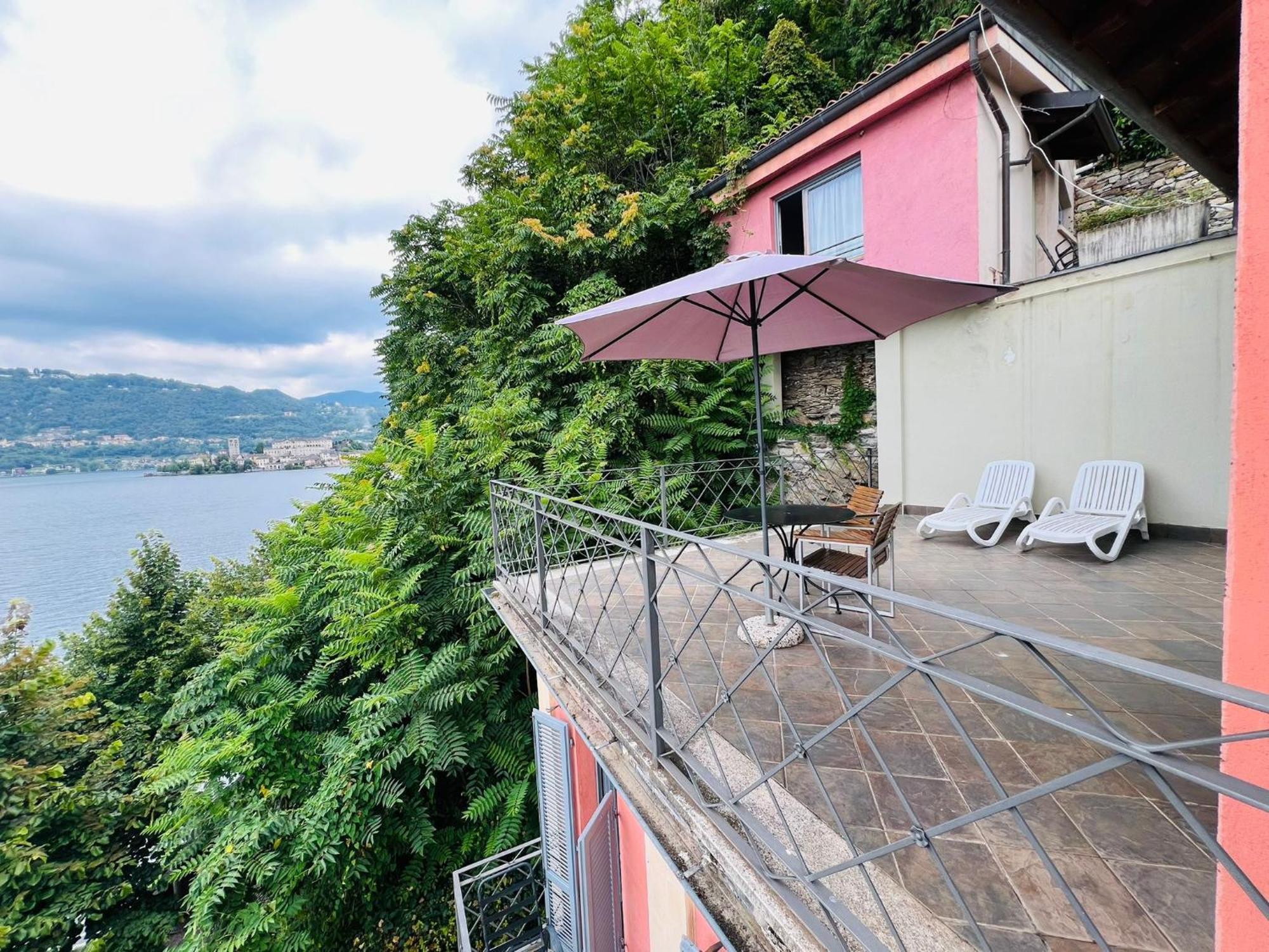Casa Sul Lago Orta 오르타산줄리오 외부 사진