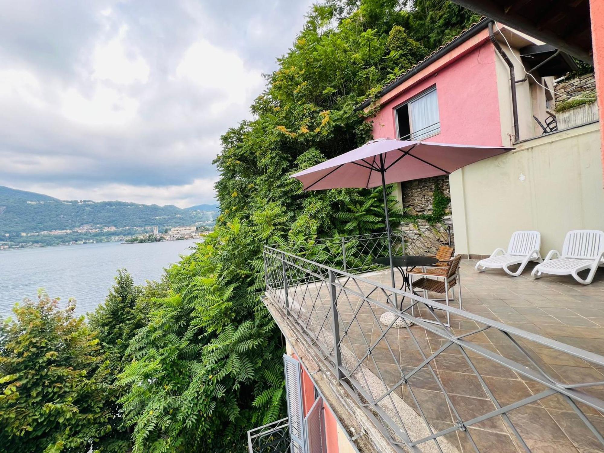 Casa Sul Lago Orta 오르타산줄리오 외부 사진